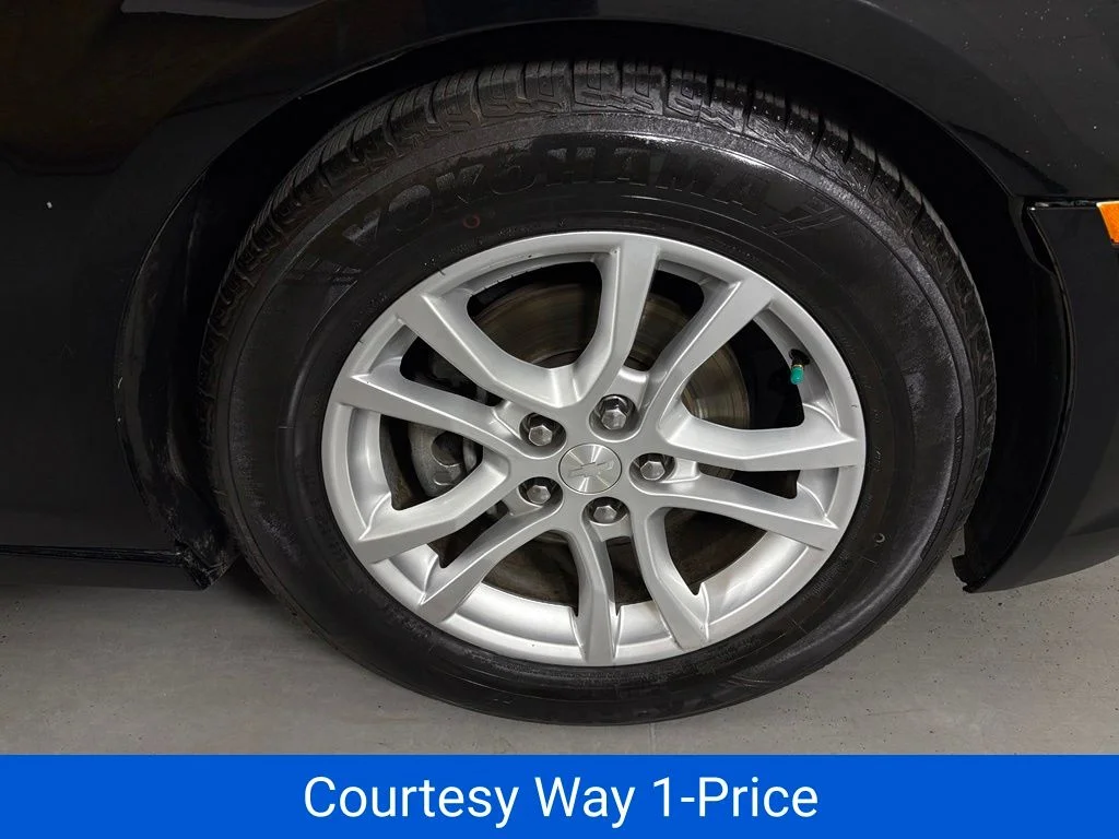 Certified Used 2015 Black Chevrolet 1LT image 13