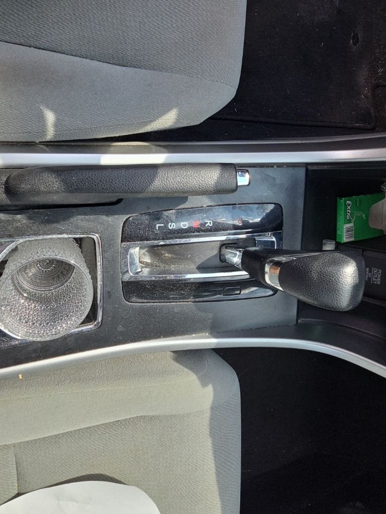 Used 2013 Modern Steel Metallic Honda LX image 16