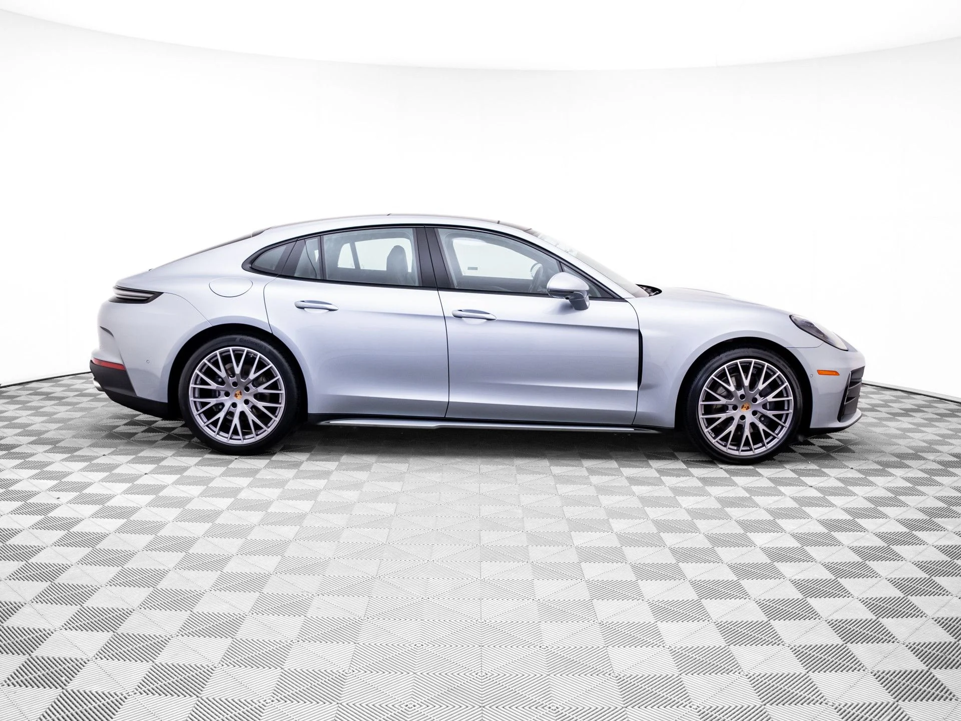 New 2026 Silver Porsche 4 image 7