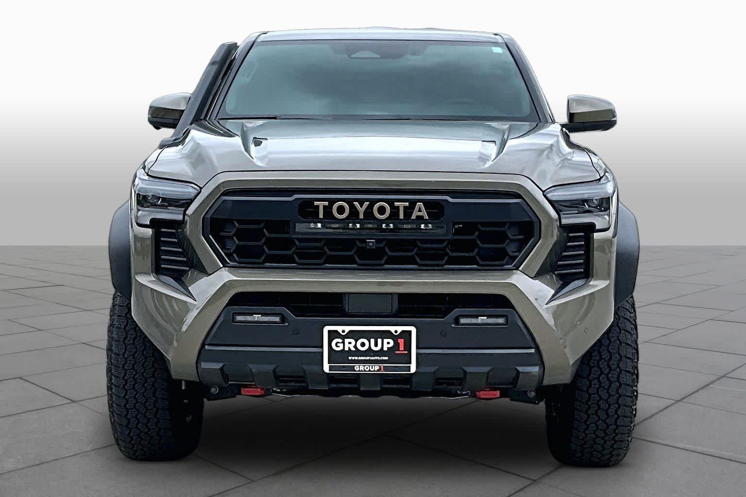 Used 2026 Bronze Oxide Toyota Trailhunter Hybrid image 4
