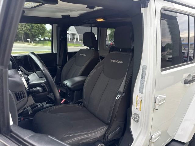 Used 2017 White Jeep Unlimited Sahara image 13