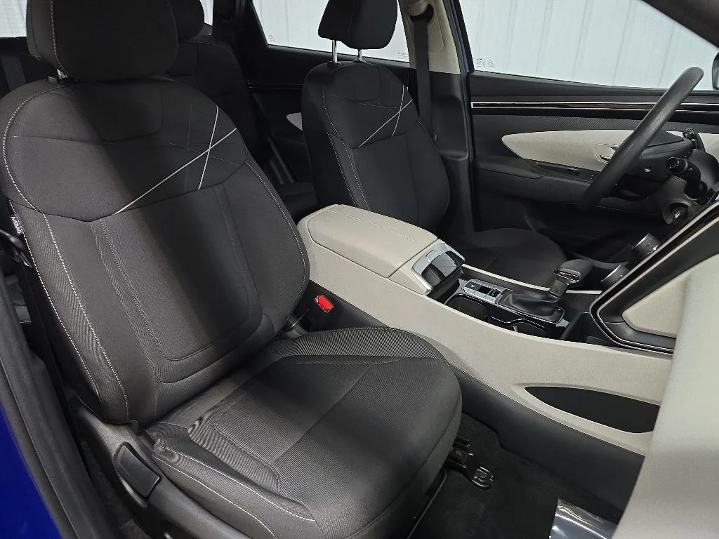 Used 2024 Intense Blue Hyundai SE image 14