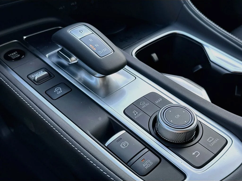 New 2027 GRAPHITE SHADOW INFINITI Sport AWD image 17