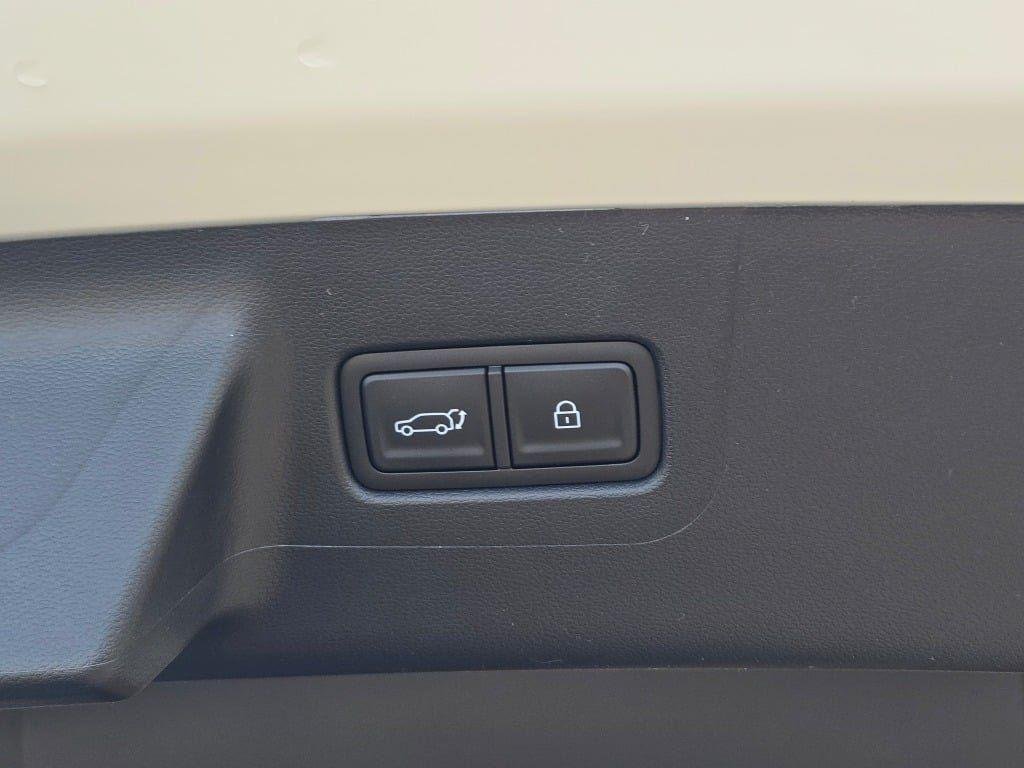 New 2026 White Hyundai XRT AWD image 18