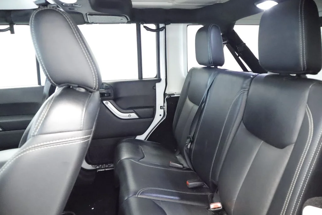 Certified Used 2017 White Jeep Unlimited Sahara image 17
