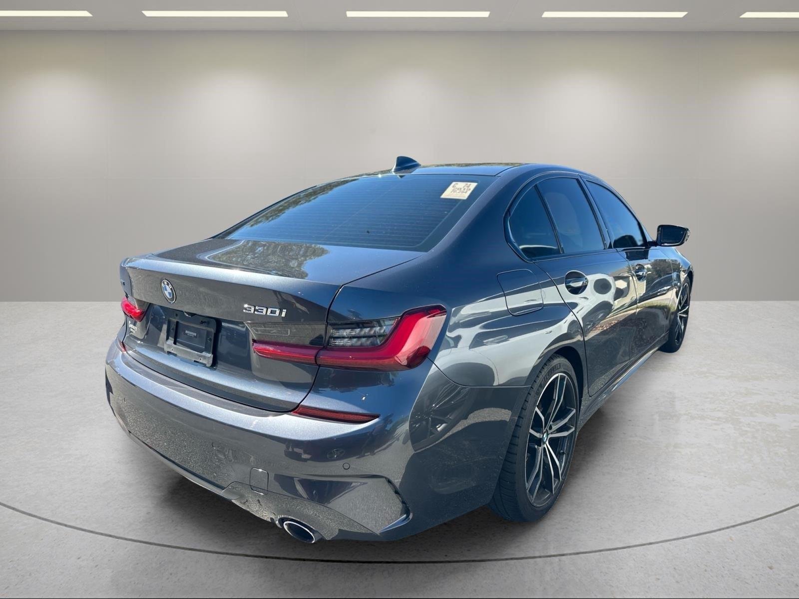 Used 2019 Mineral Gray Metallic BMW 330i xDrive image 13