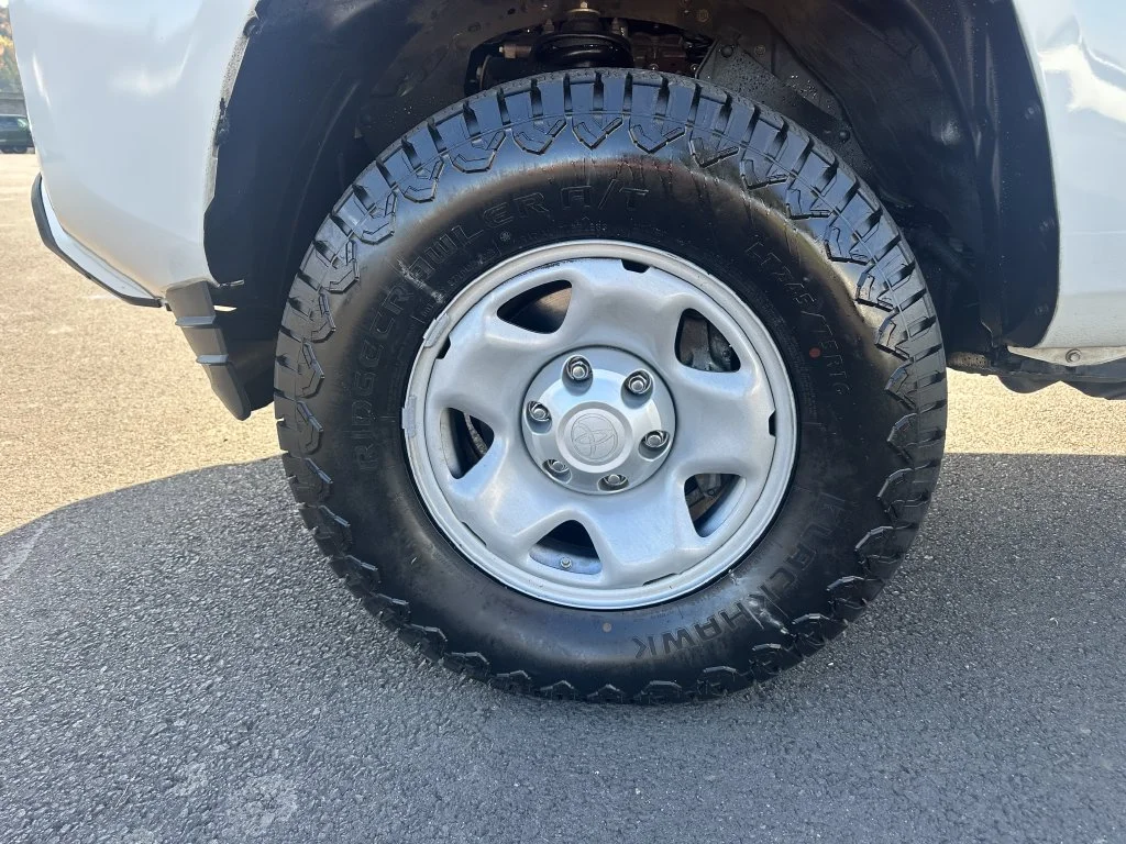 Certified Used 2021 White Toyota SR image 13