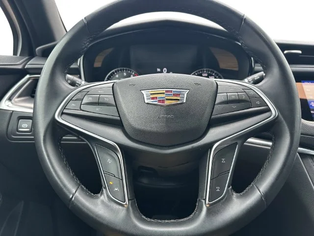 Used 2024 Red Cadillac Luxury image 22