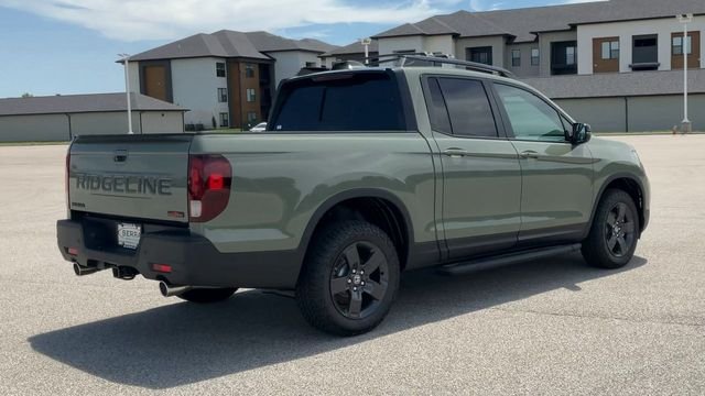 New 2026 Ash Green Metallic Honda TrailSport image 8