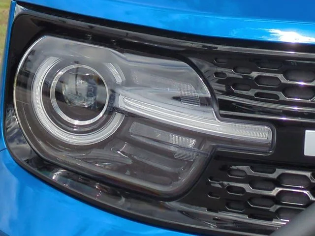 New 2026 Velocity Blue Metallic Ford Outer Banks® image 10