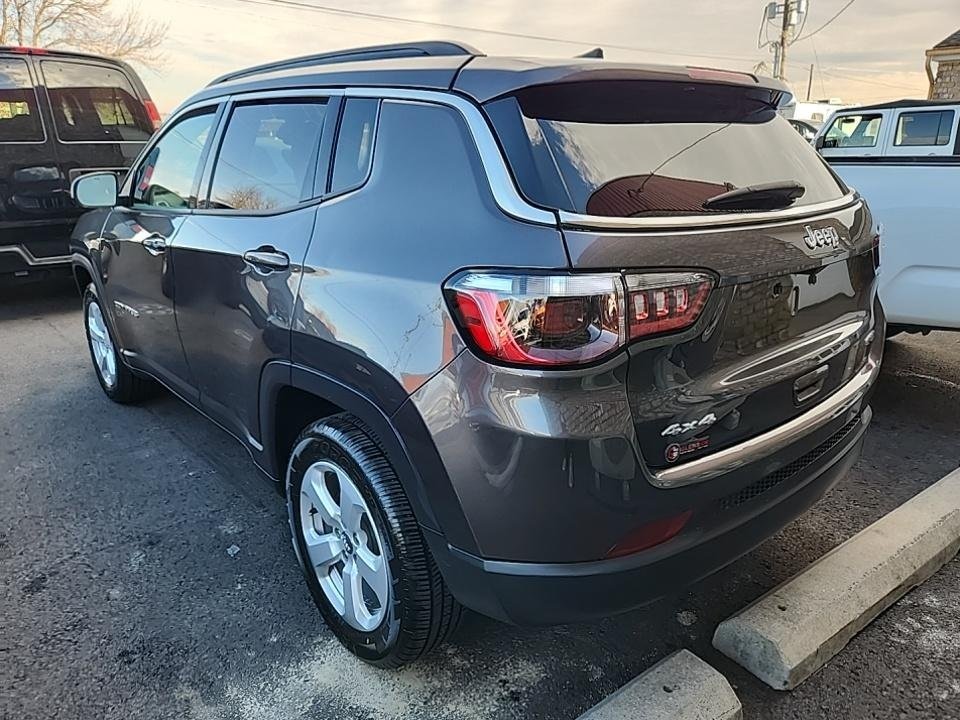 2021 Jeep Compass Latitude photo 3