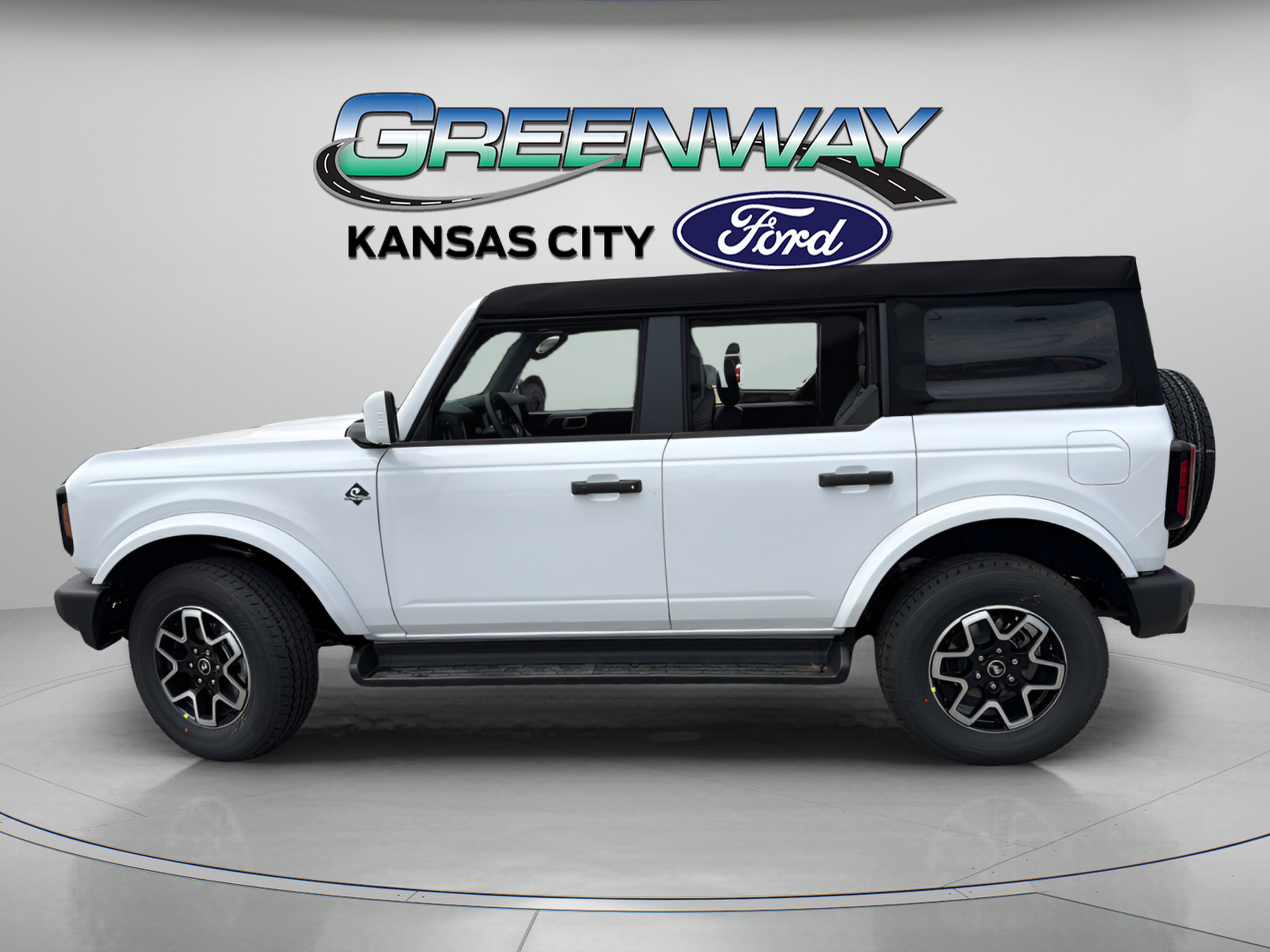 New 2026 Oxford White Ford Outer Banks® image 5