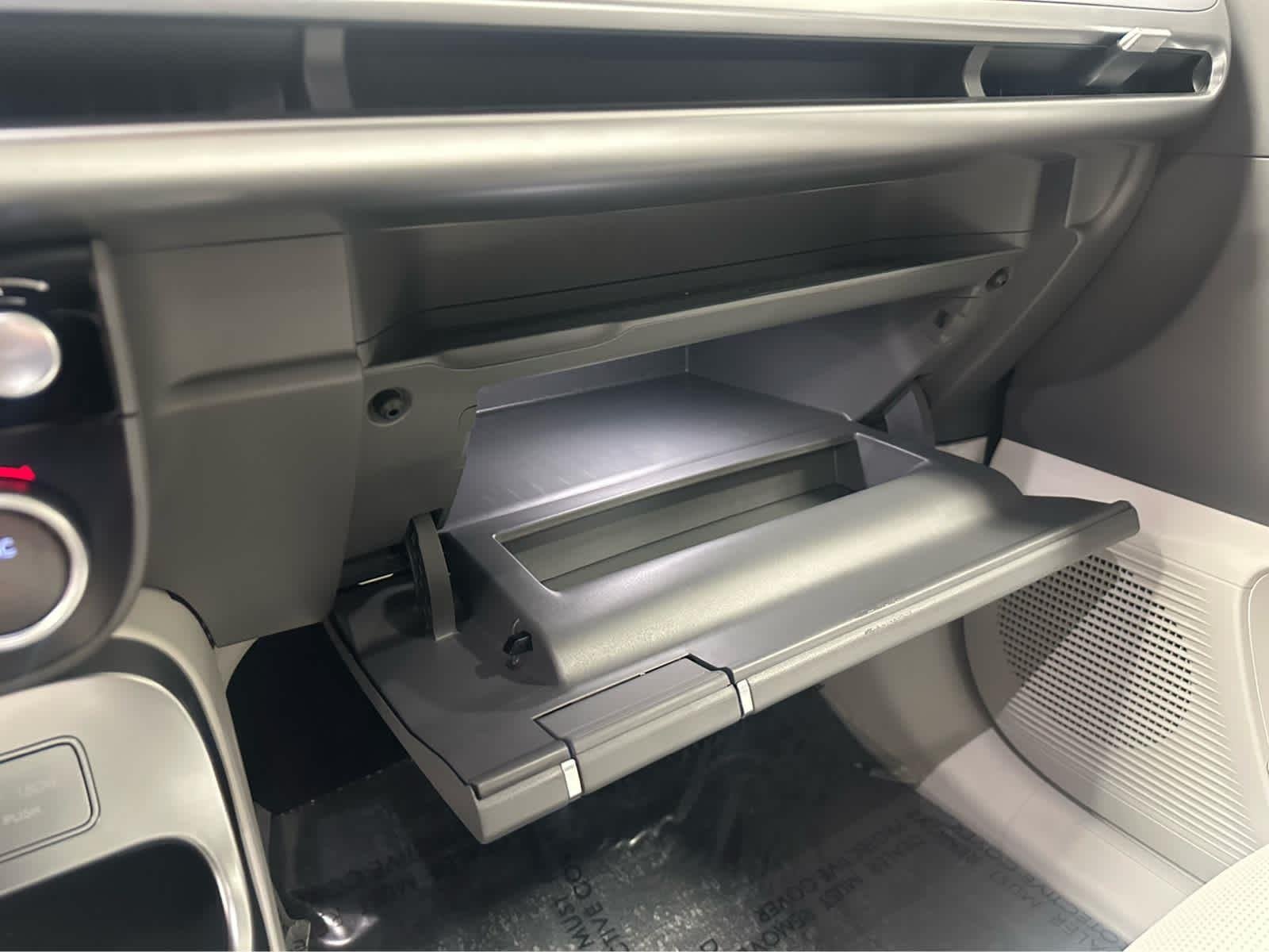 2026 Hyundai IONIQ 9 SEL - Photo 29