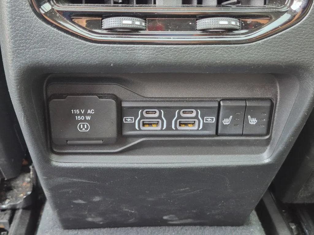 Used 2023 Black Jeep 4xe image 29