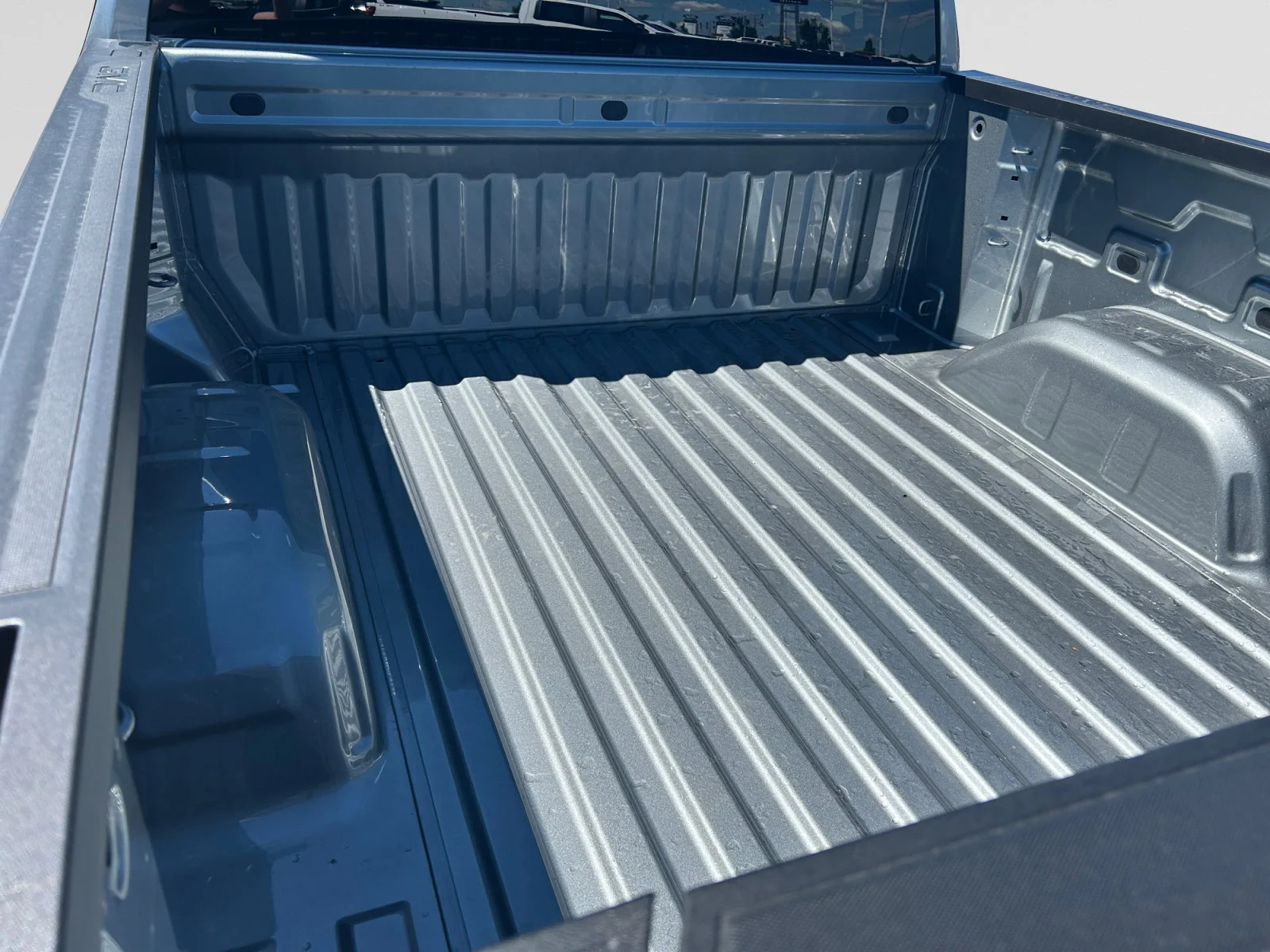 New 2026 Sterling Metallic GMC Elevation image 10