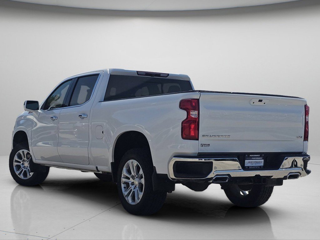 Used 2021 Summit White Chevrolet LTZ image 22