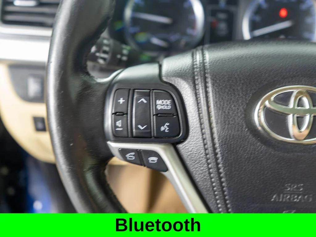 Used 2015 Blue Toyota Limited Platinum V6 image 17