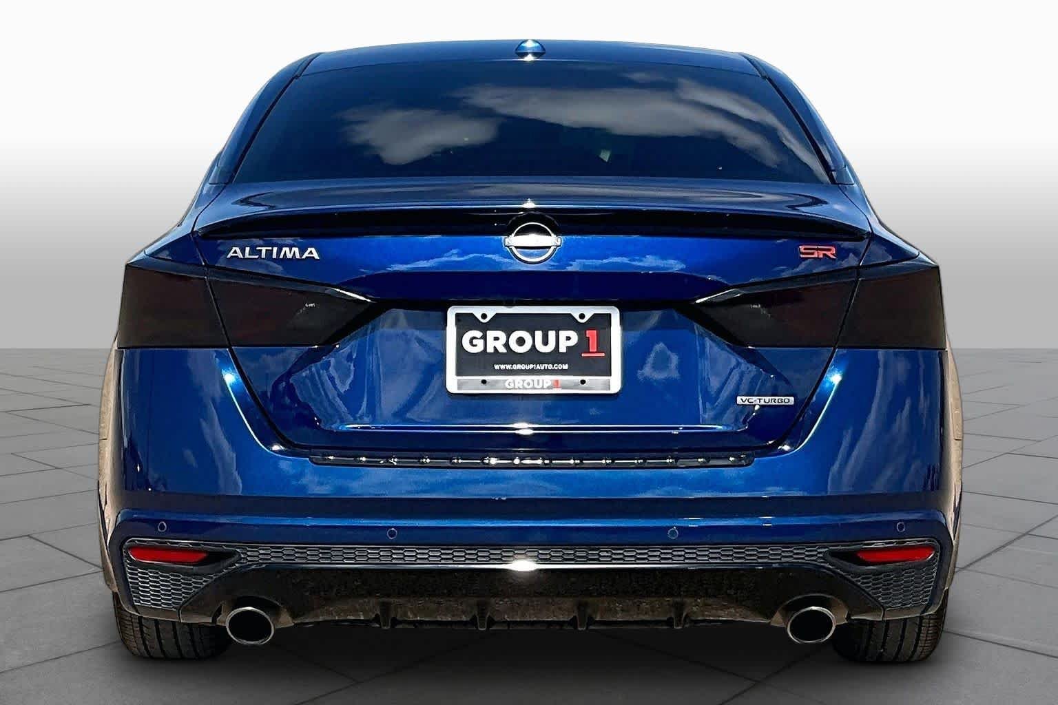 Used 2023 Deep Blue Pearl Nissan 2.0 SR image 5