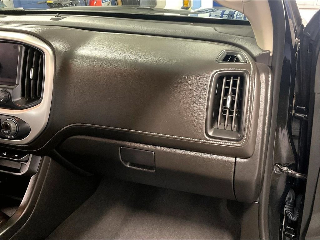 Used 2022 Onyx Black GMC Elevation image 13