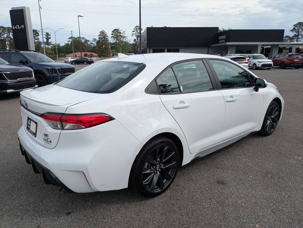 Used 2025 White Toyota SE image 4
