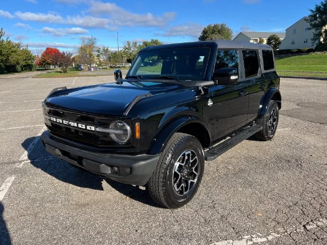 Certified Used 2024 Shadow Black Ford Outer Banks image 5