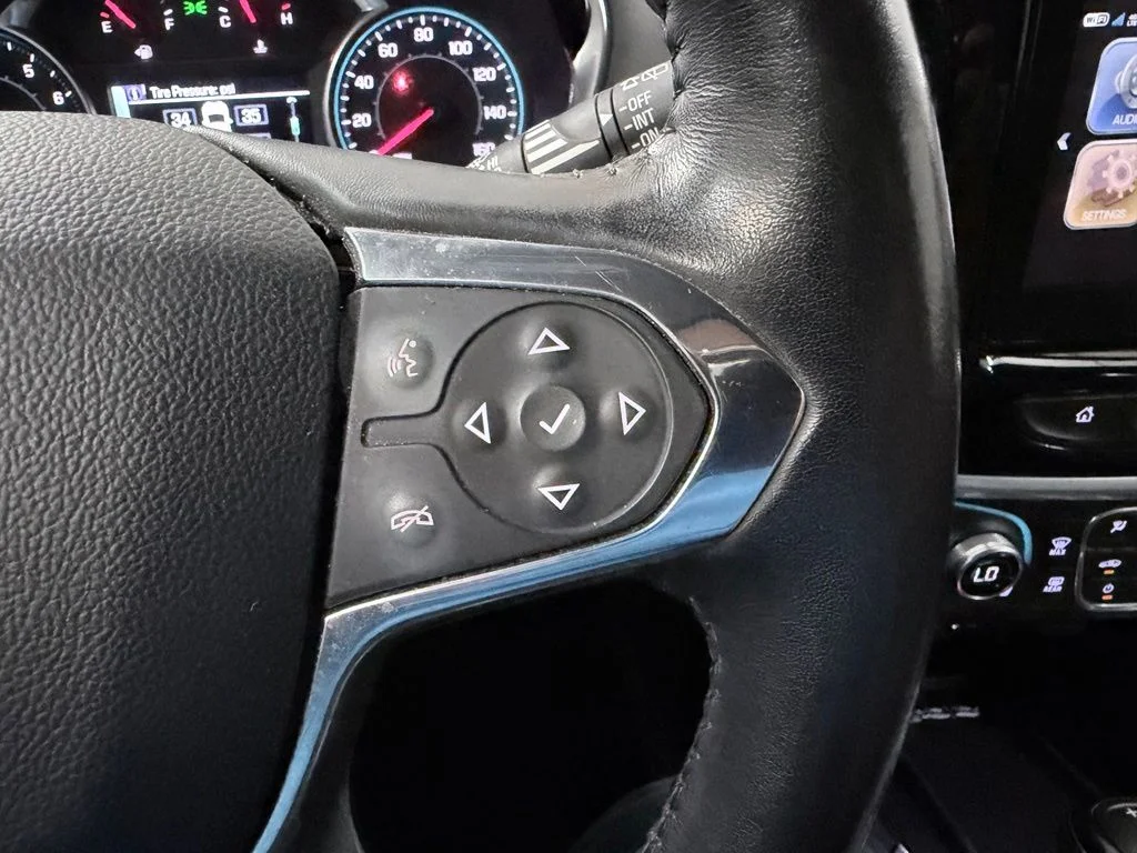 Used 2019 Red Tintcoat Chevrolet Premier image 25