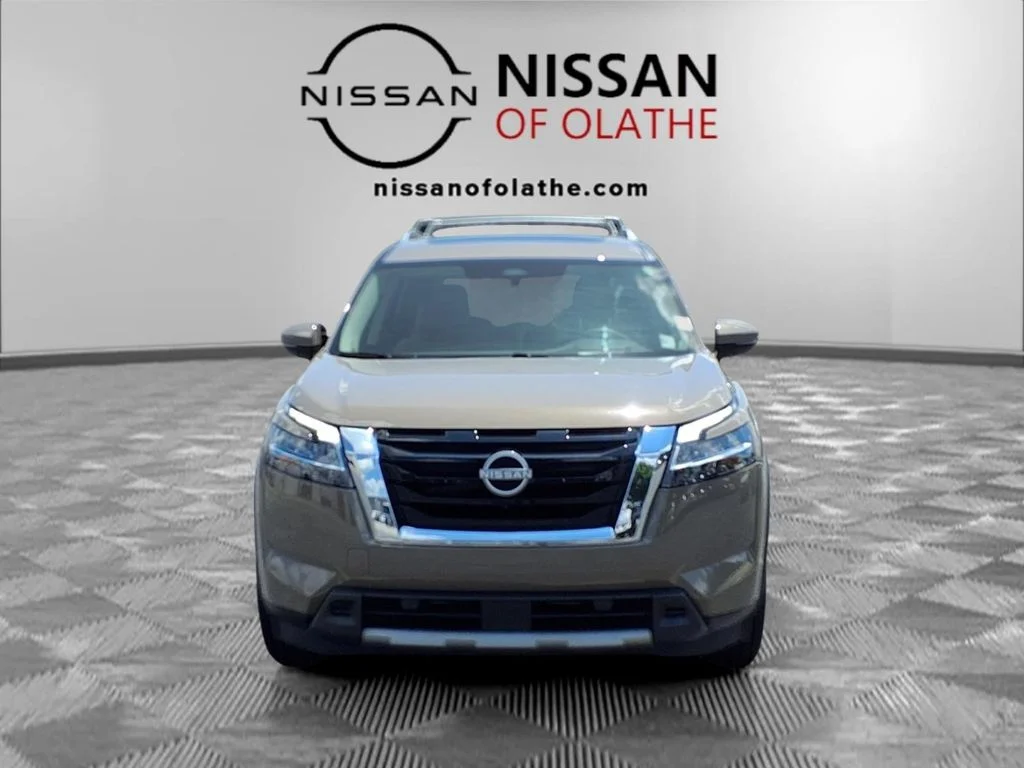 Certified Used 2024 Beige Nissan Platinum image 33