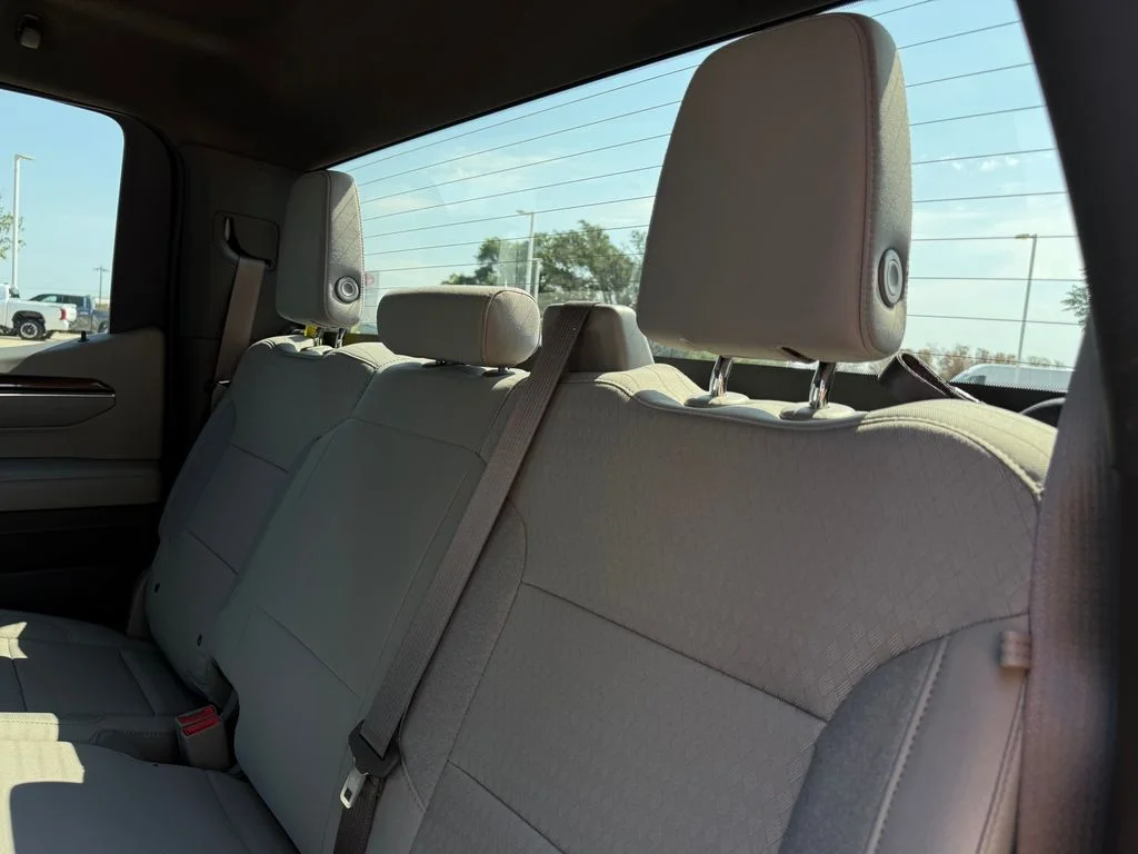 Used 2023 Blue Chevrolet LT image 20