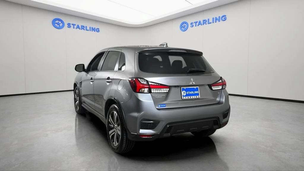 Used 2020  Mitsubishi ES 2.0 image 6