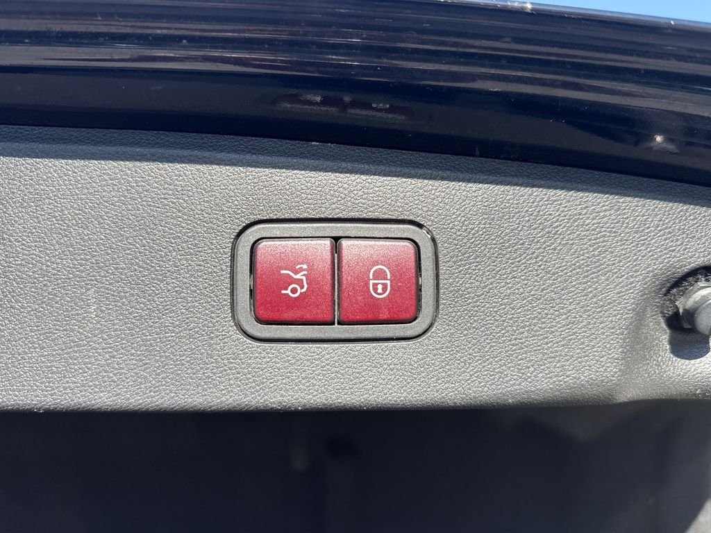 Used 2016 Black Mercedes-Benz E 350 image 30