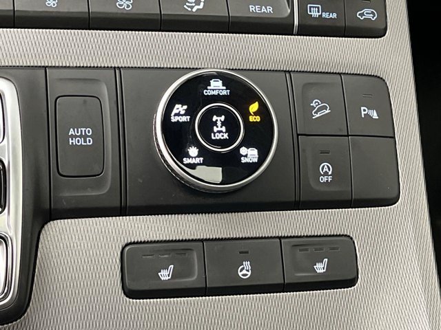 Used 2021 Typhoon Silver Hyundai SEL image 21