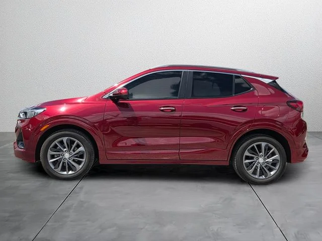 Used 2023 Red Buick Select image 2