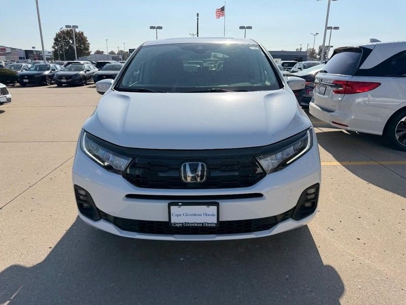 2026 Honda Odyssey Touring - Photo 8