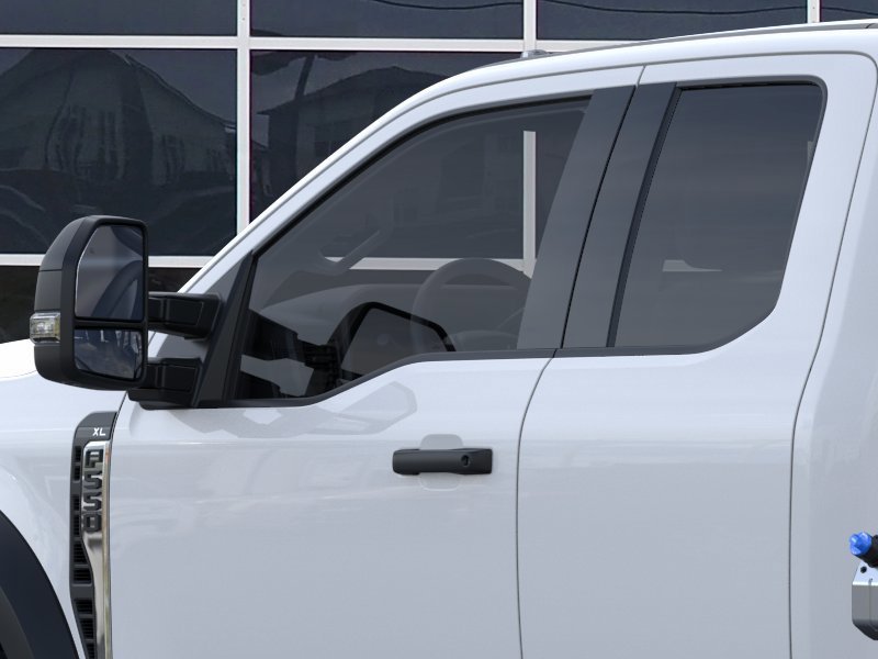 New 2026 Oxford White Ford F-550® XL image 17