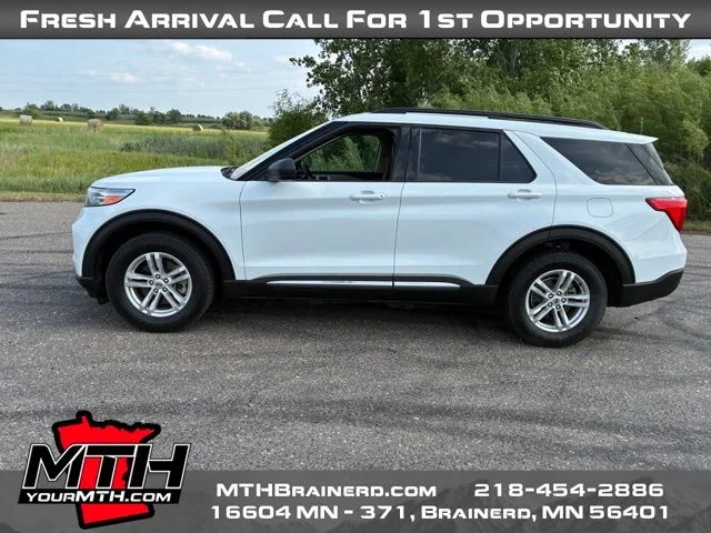 Used 2022 White Ford XLT image 5