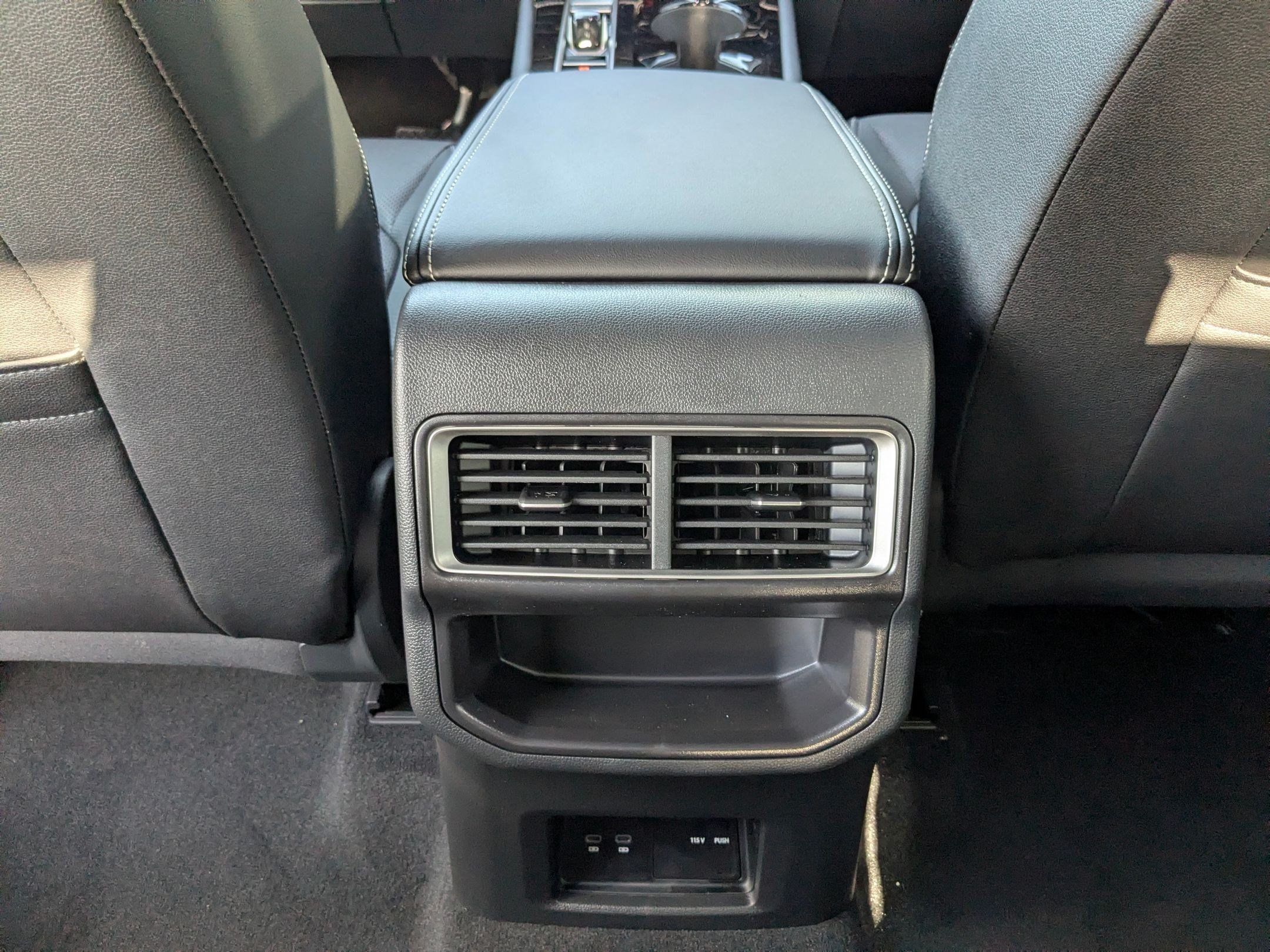 New 2026 SILVER MIST Volkswagen 2.0T SE w/Technology image 17