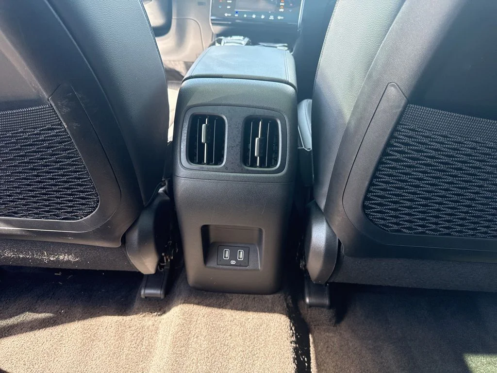 Used 2024 Hampton Gray Hyundai Limited image 31