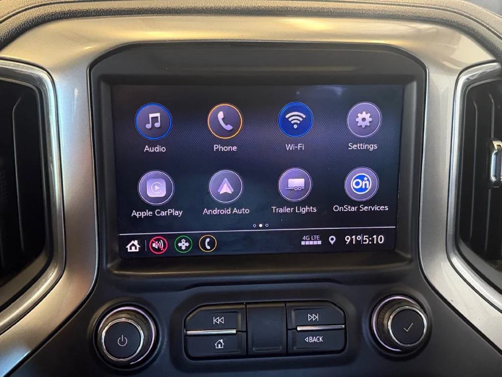 Used 2020 NORTHSKY BLUE METALLIC Chevrolet RST image 13