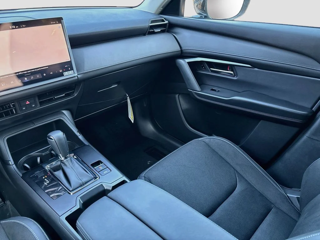 New 2026 Rhodium White Metallic Mazda 2.5 S Preferred AWD image 23