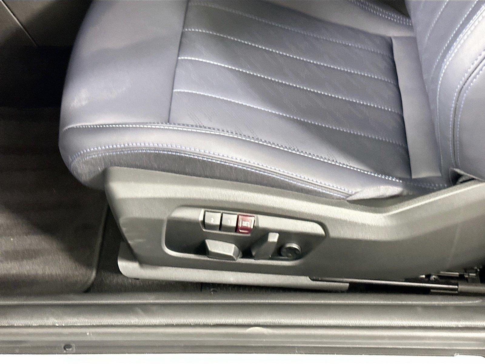 2025 MINI Hardtop 2 Door Base - Photo 14