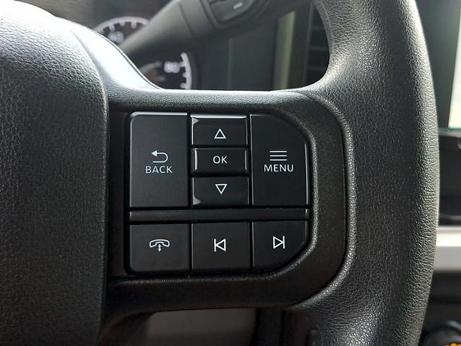 Used 2025 Oxford White Ford XLT image 21