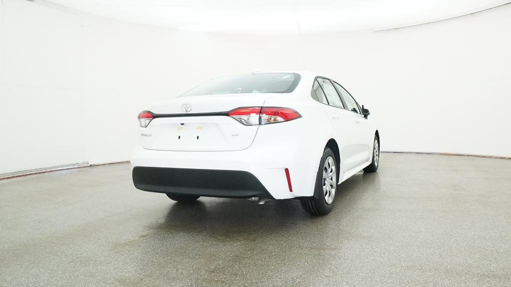 New 2026 Ice Cap Toyota LE image 21