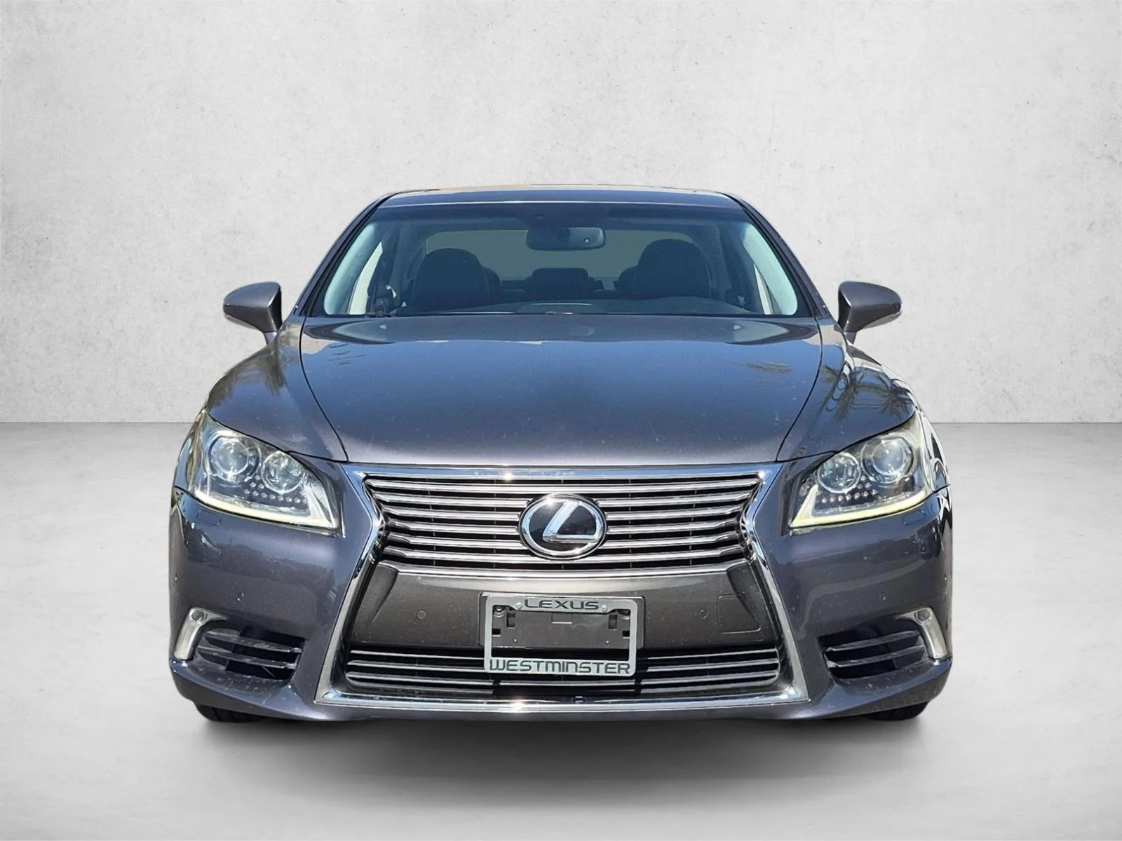 Used 2015 Nebula Gray Pearl Lexus  image 2