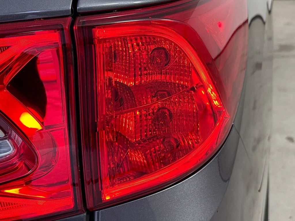 Certified Used 2018 Modern Steel Metallic Honda EX-L image 38