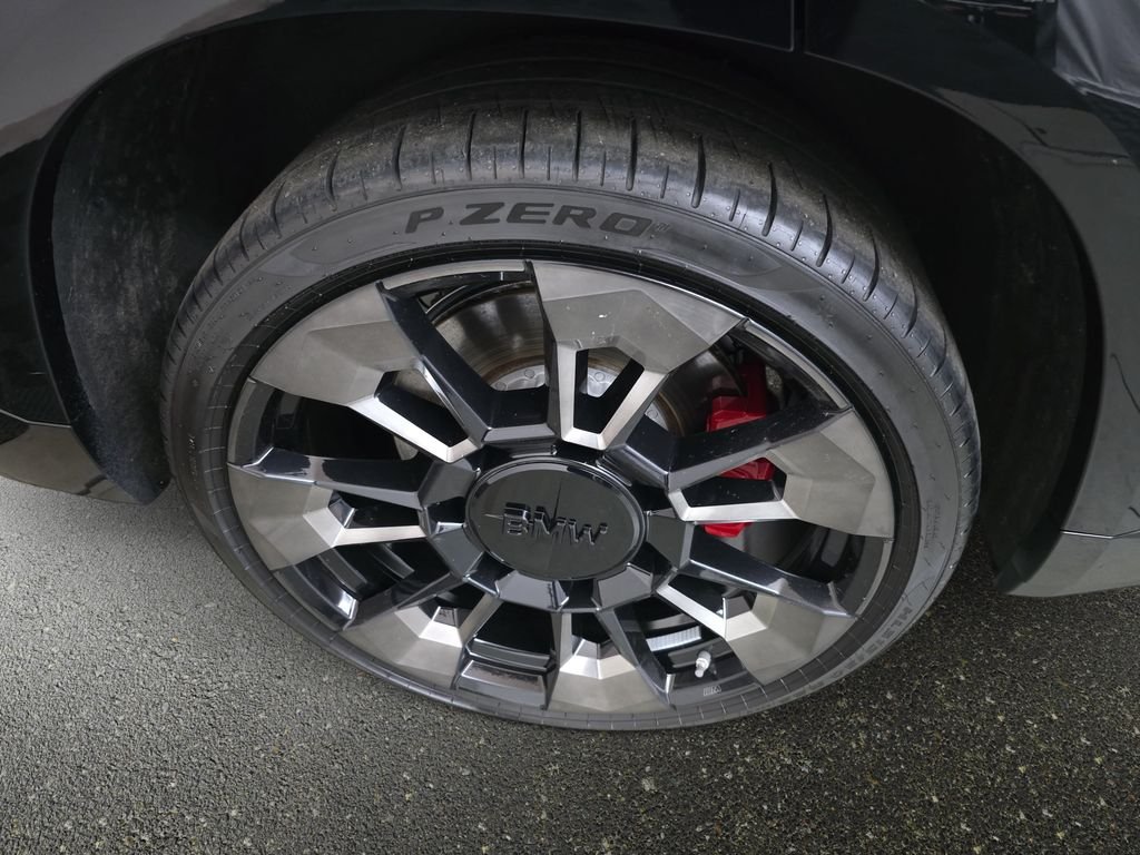 Used 2023 Dravit Grey Metallic BMW  image 32