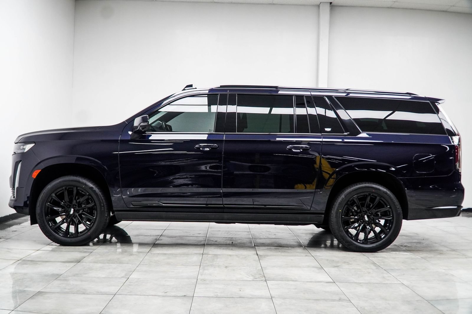 Used 2023 Blue Cadillac Sport Platinum image 10