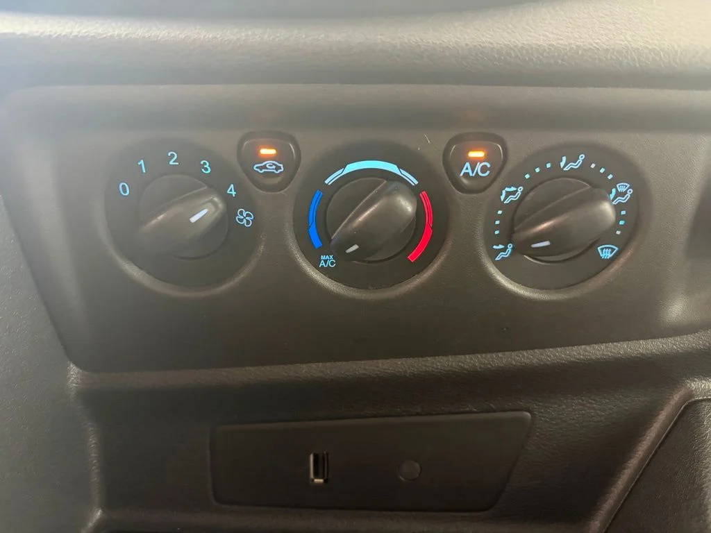 Used 2018 White Ford XLT image 8