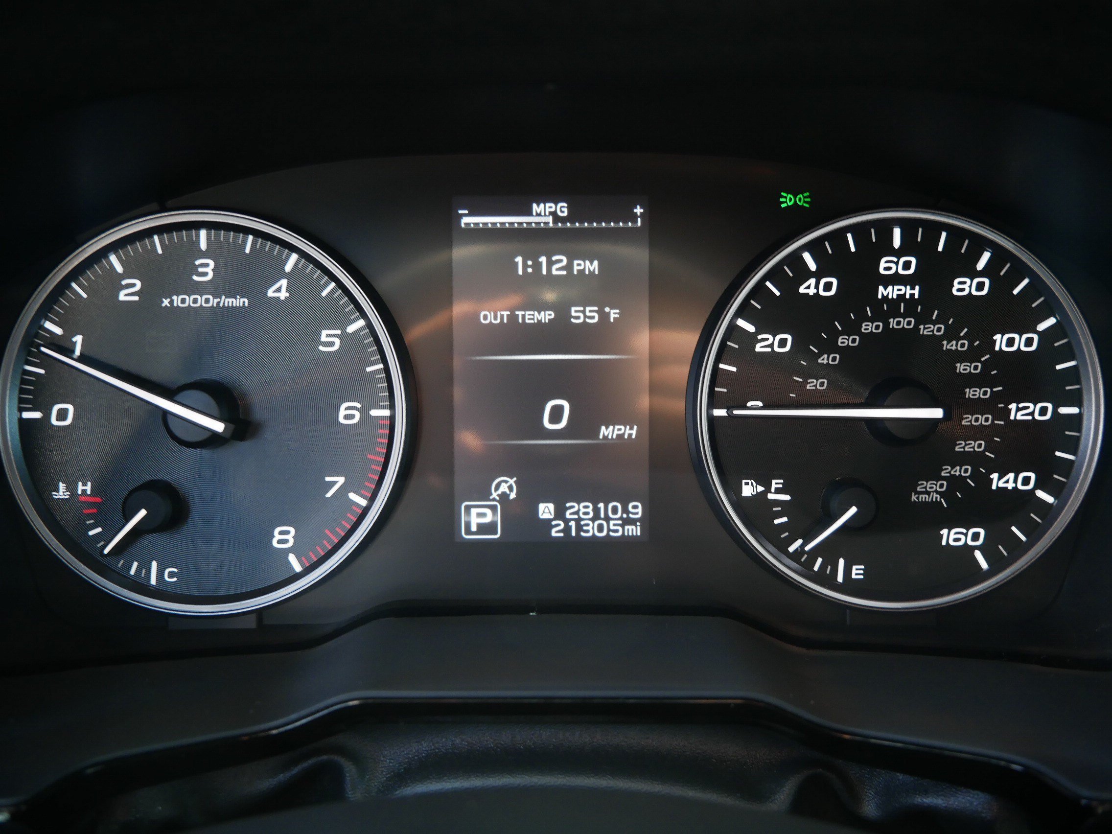 Used 2025 Ice Silver Metallic Subaru Premium image 21