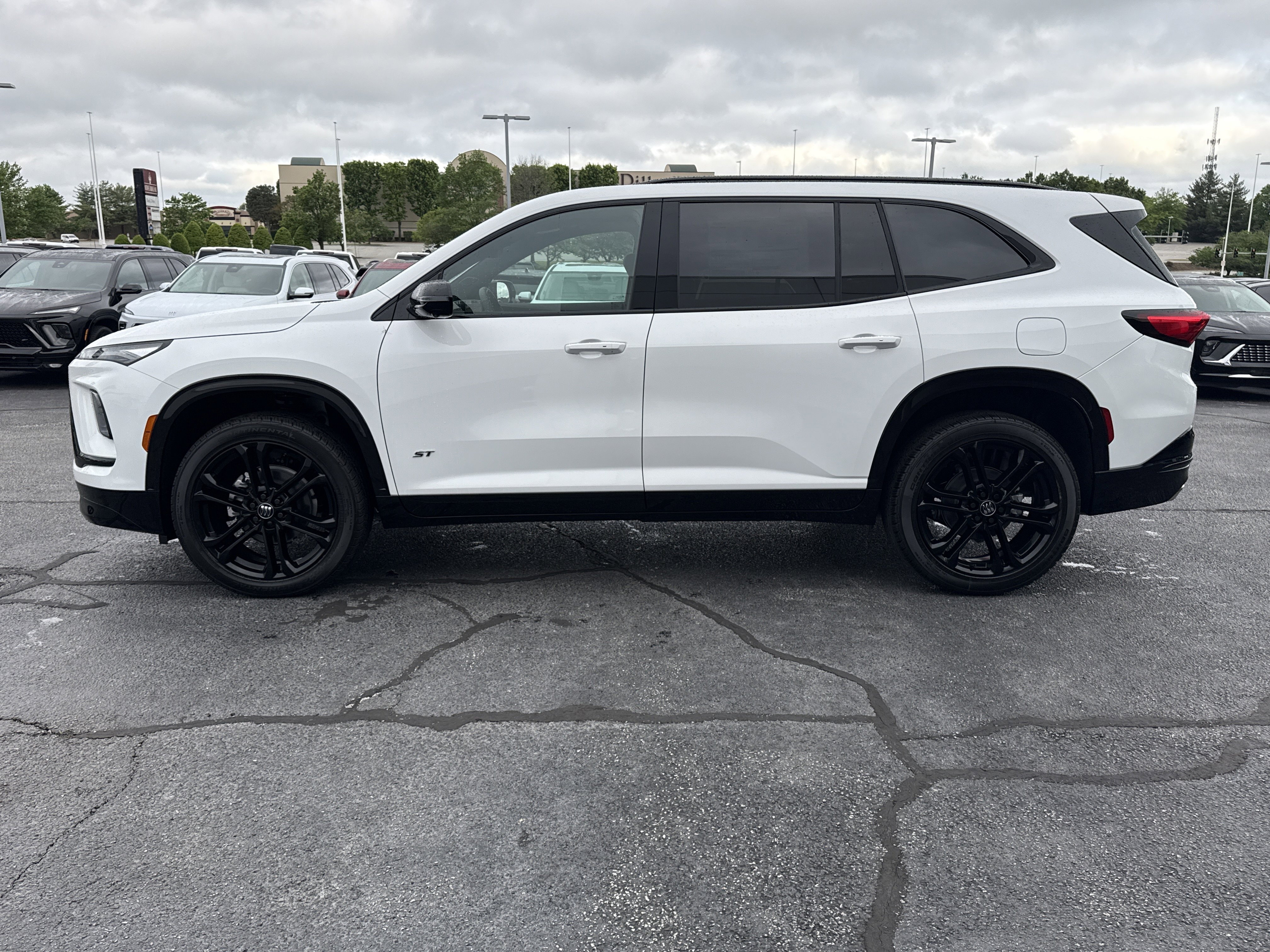 New 2026 Summit White Buick Sport Touring image 12