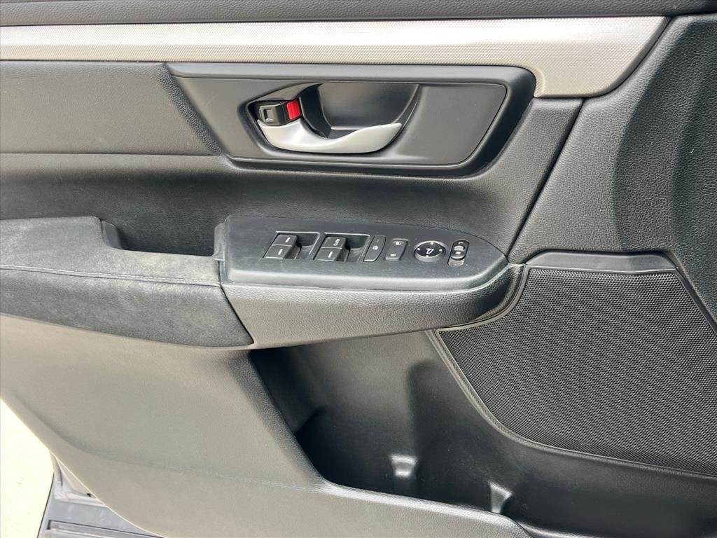 2018 Honda CR-V LX - Photo 18